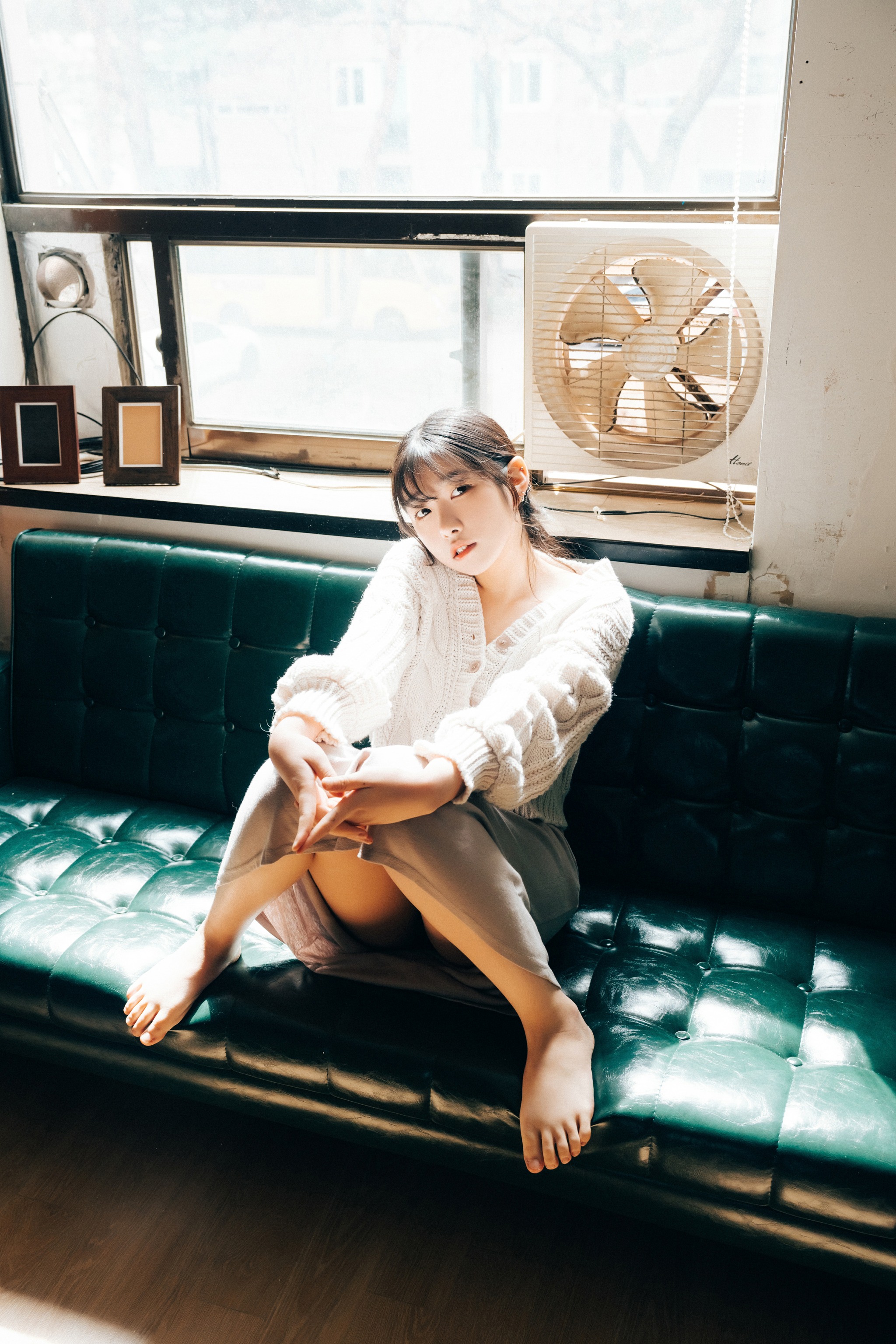 图片[1]-Sonson손손 – NO.046 Sonson(손손) [Loozy]  – Comic Shop Girl [112P]-XikXak